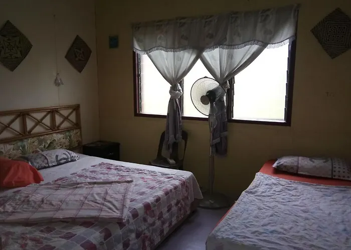 Mulu D Cave Homestay Room 2